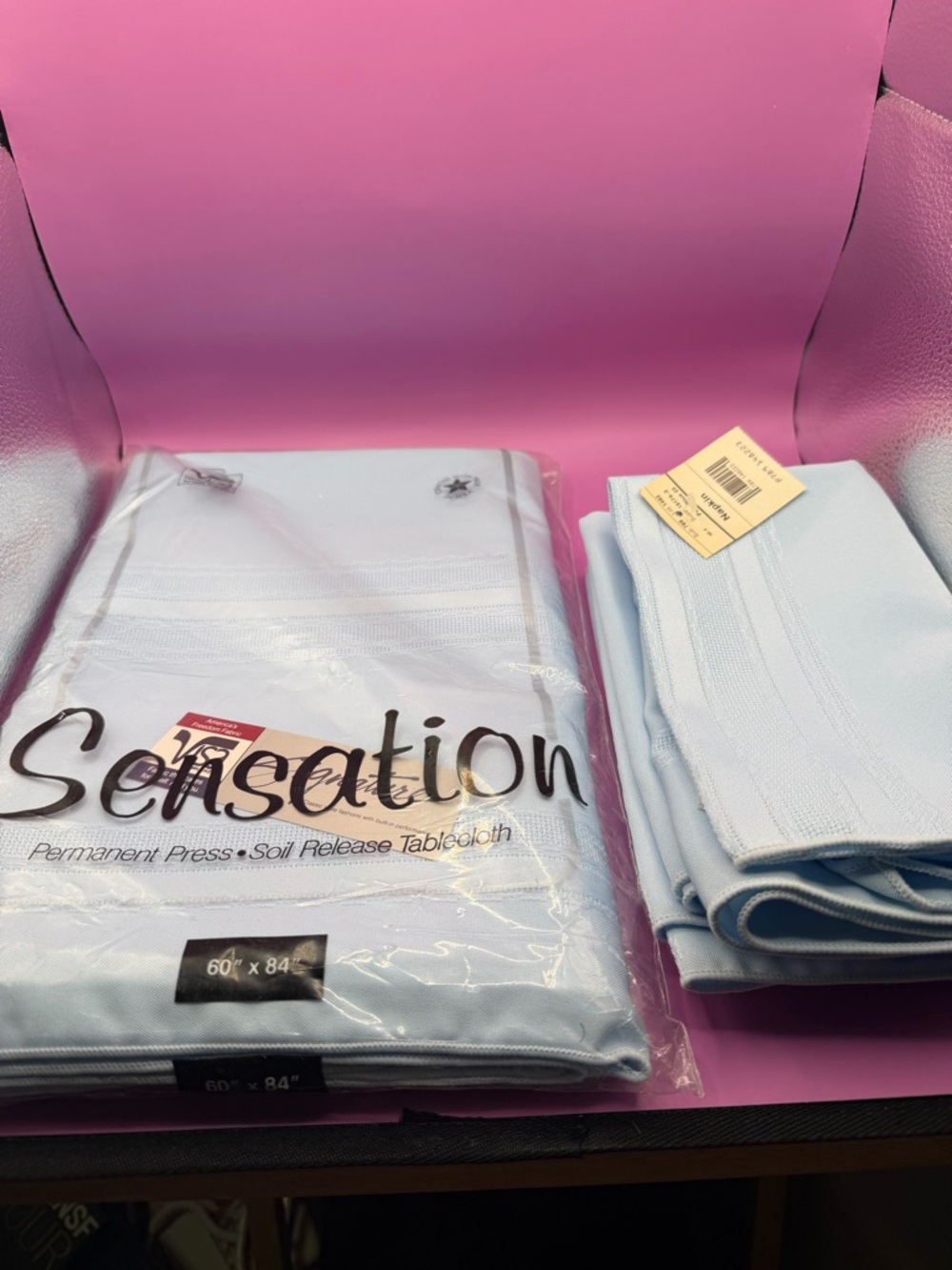 Light Blue 60x84 Tablecloth and 6 Napkins Set